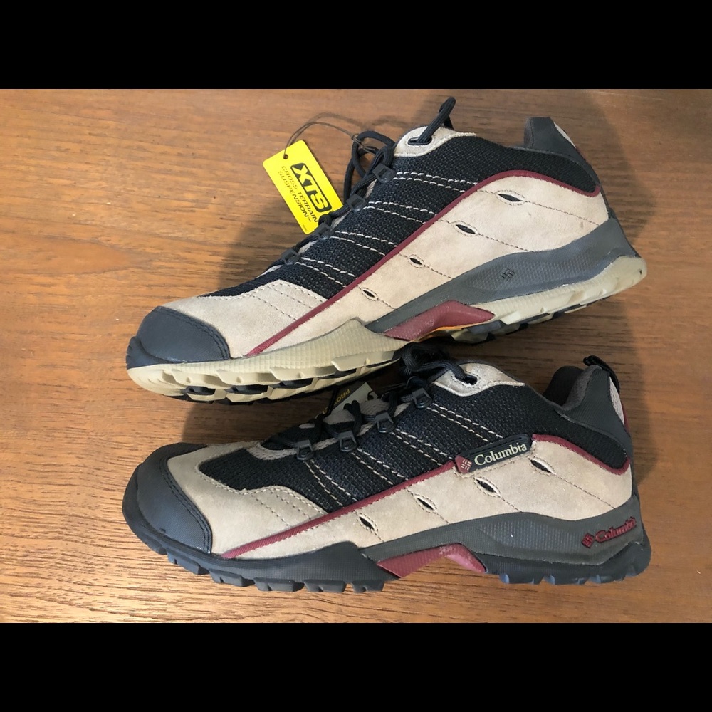 Columbia MORPHEUS trail / hiking sneakers.